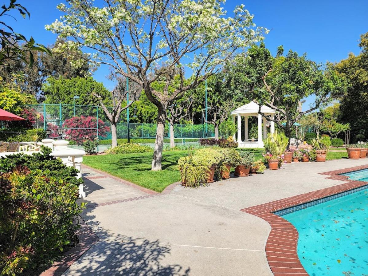 Villa 628 Madre Street
