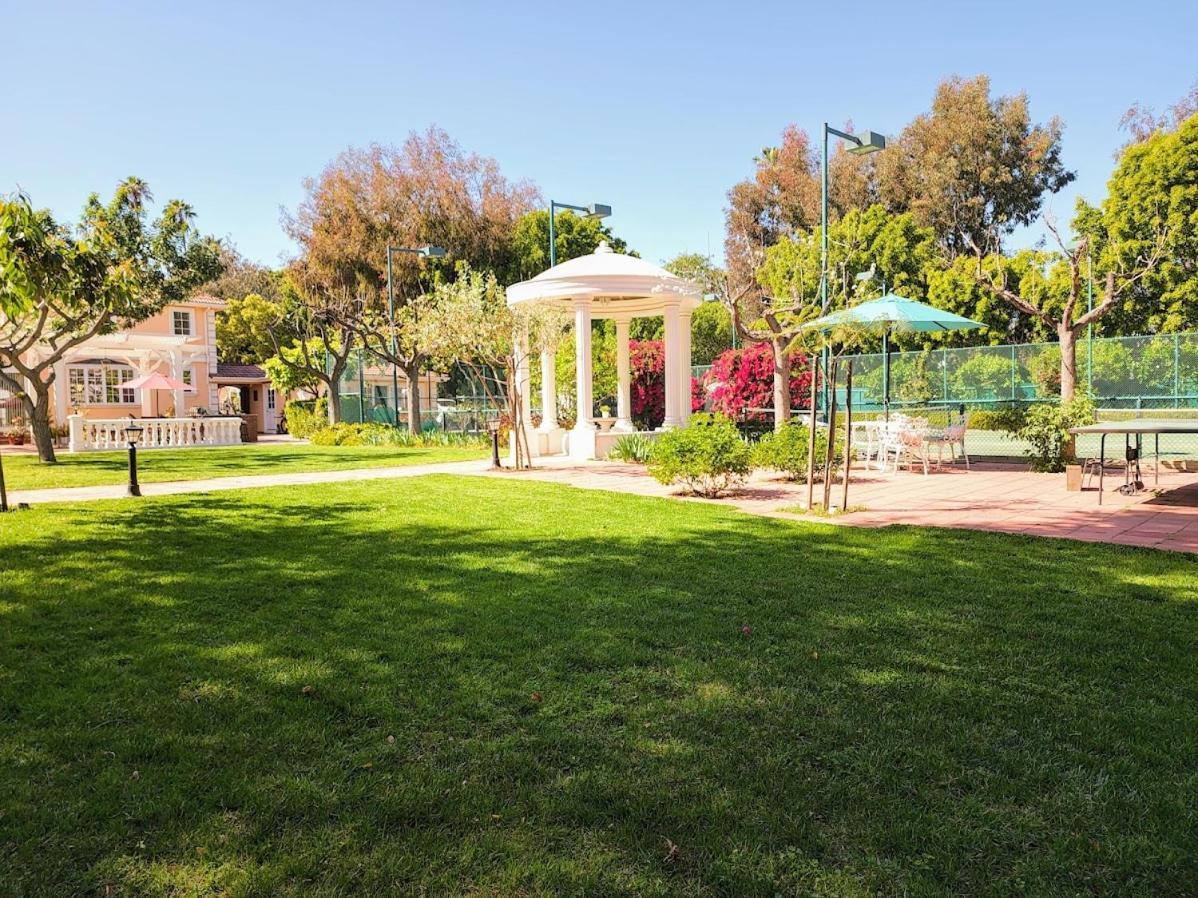 628 Madre Street *