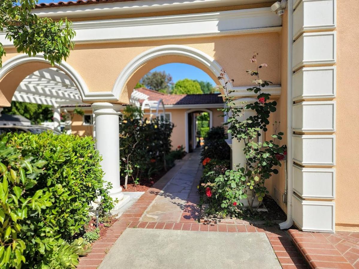 628 Madre Street Villa Pasadena